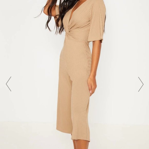 PRETTYLITTLETHING Jumpsuit - Picture 2 of 4